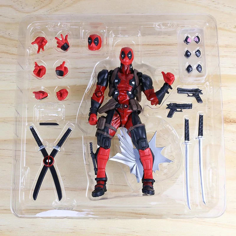 Figura de acción de Black Panther de Revoltech Yamaguchi, modelo de Deadpool y Venom, juguetes de Black Panther King of Wakanda T'Challa
