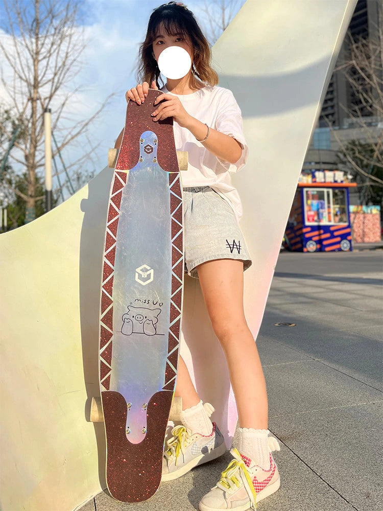 Longboard con Patrón Láser, Tabla de Skate Profesional de Fibra de Vidrio, Ligera, Delgada y Flexible, Tabla de Baile Freestyle para Principiantes
