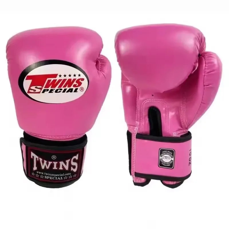 Los guantes de boxeo profesionales son adecuados para el entrenamiento de MMA, Muay Thai y Sanda, para practicar con sacos de boxeo y como equipo de protección para la práctica del boxeo.