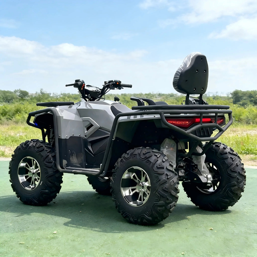 Cuatrimoto ATV 4x4 de 650 cc con transmisión CVT automática, para adultos, con depósito de combustible de gran capacidad de 16 litros y respaldo.