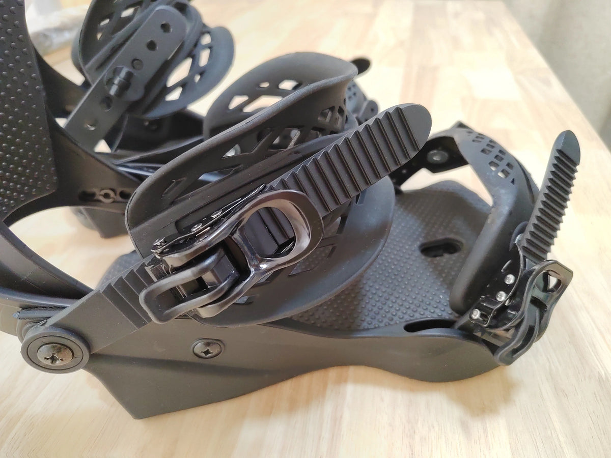 Correa ajustable para sujetar las botas de esquí de adultos, con correa para el tobillo y herramienta para fijar las hebillas de la tabla de snowboard.