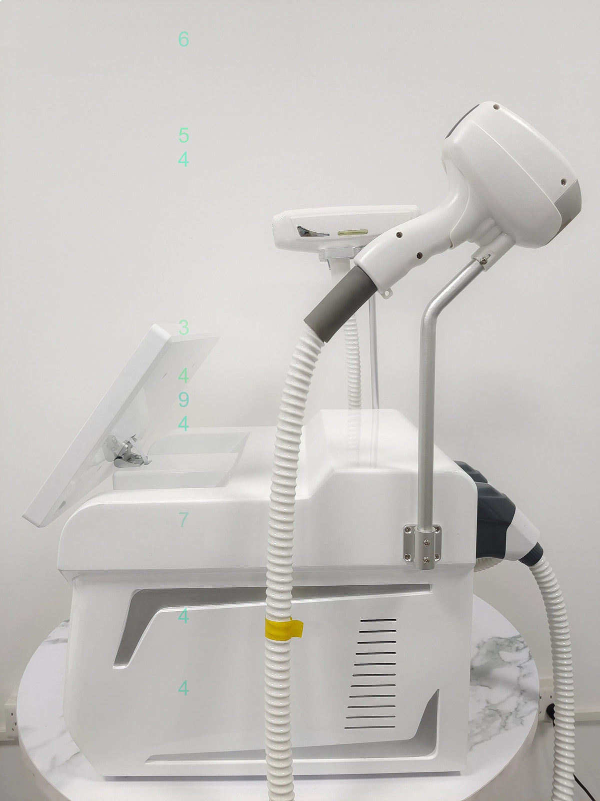 Máquina de Depilación Láser de Diodo 2 en 1 con Láser Nd Yag Picosegundo Q-Switched para Eliminación de Tatuajes y Pigmentos