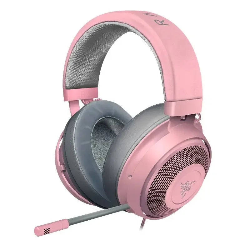 Auriculares gaming Razer rosa con almohadillas grises y micrófono rosa abatible