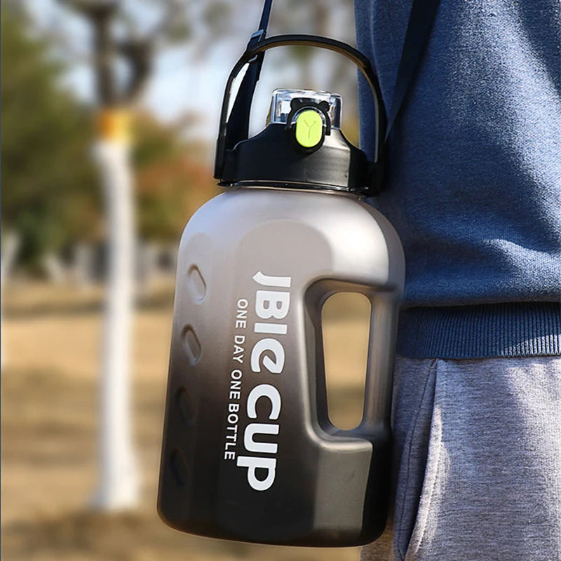 Botella de agua deportiva de 3 litros con asa, gran capacidad, Fitness con hervidor degradado de escala, botella de agua portátil de plástico para exteriores