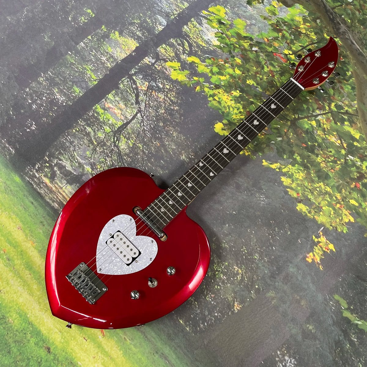 Guitarra eléctrica Red Heart como regalo de guitarra para sus amados una guitarra