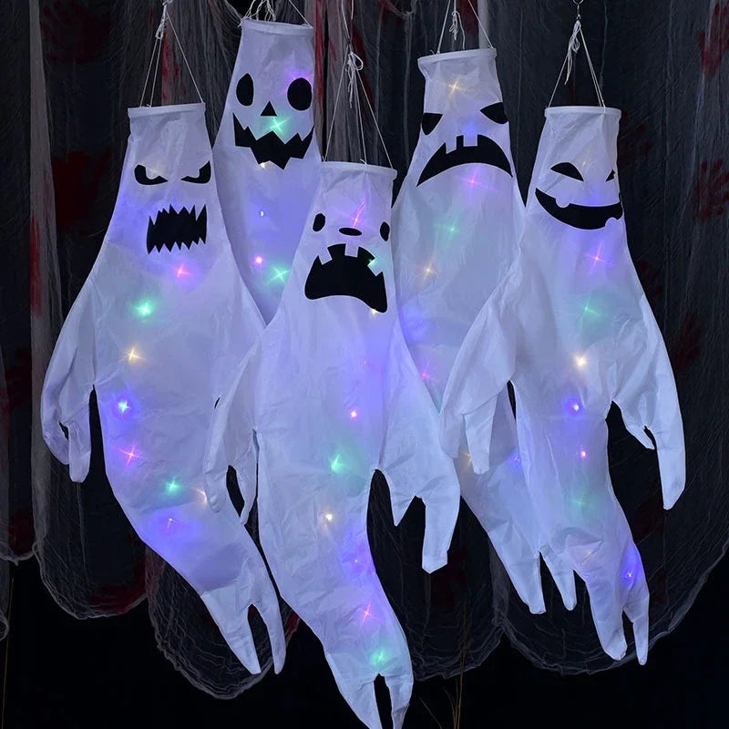Fantasma colgante de Halloween, fantasma luminoso LED, regalo para niños, accesorios de fiesta aterradores, decoraciones colgantes para Bar y patio al aire libre para el hogar