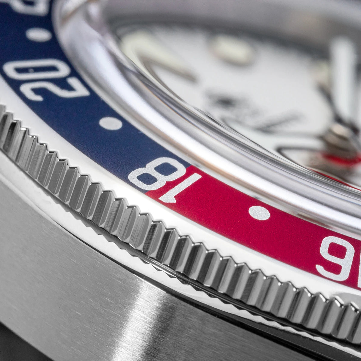 Reloj GMT de lujo para hombre ADDIESDIVE AD2044, cristal de burbuja, cuarzo suizo Ronda, reloj de negocios para hombre, resistente al agua 200 m, luminiscencia BGW9