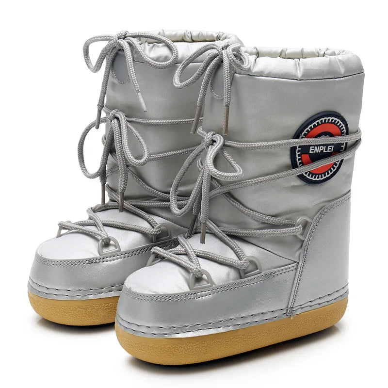Botas de nieve de invierno para mujer, botas de esquí esponjosas y peludas con cordones, plataforma plana de media pantorrilla con botas de esquí blancas, 2024
