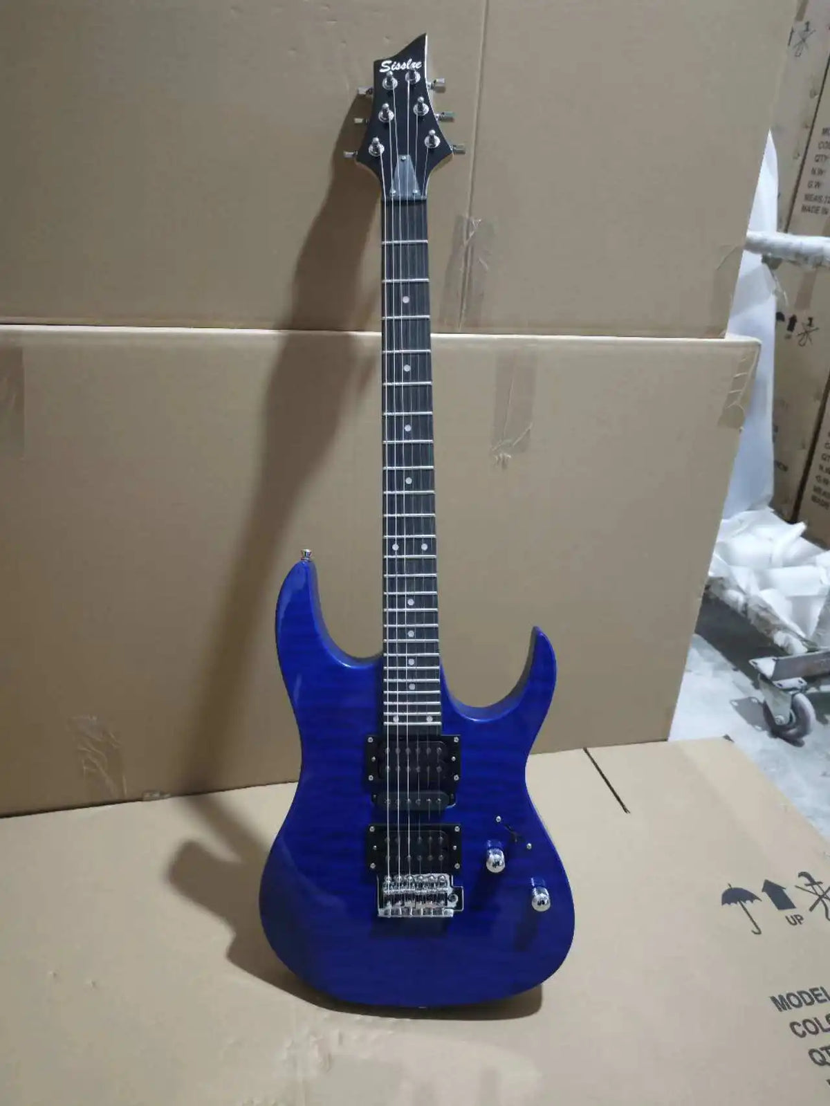 Guitarra eléctrica con 24 trastes, pastilla HSH, cuerpo de caoba, mástil de ébano, alta calidad, guitarra de 6 cuerdas