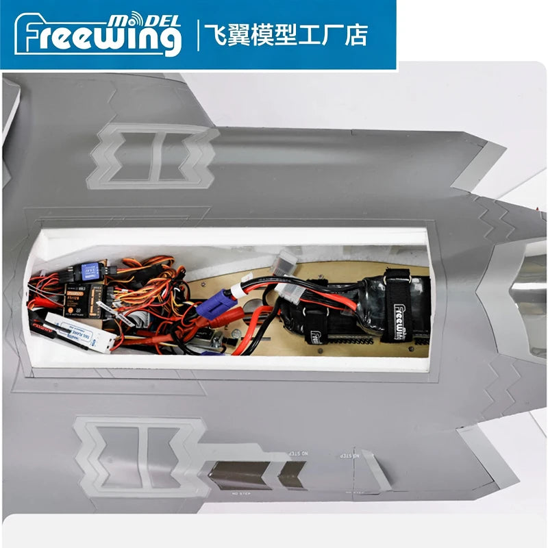 Avión RC Freewing F-35 C Lightning II de 110 cm de envergadura, ala fija eléctrica con ventilador canalizado de 110 mm, modelo de caza F-35C