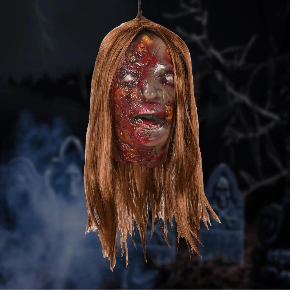 Decoración de Halloween casa embrujada Horror pelo largo cabeza simulada Ghos colgante accesorios de Halloween habitación Escape colgante con cuentas
