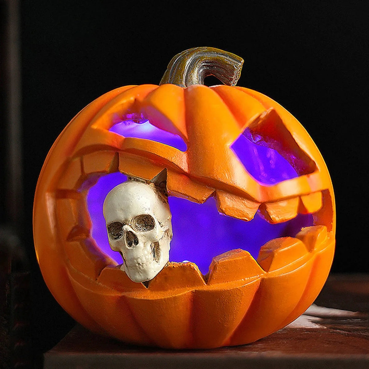 Linterna de calabaza de Halloween con luz LED, estatuas de calavera, adorno brillante de Jack-O-Lantern espeluznante para decoración de mesa de hogar, bar o casa embrujada