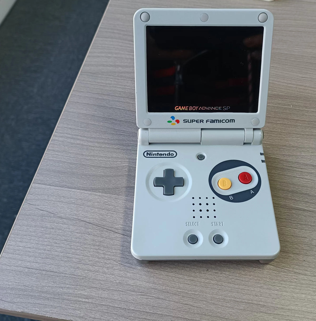Gameboy Advance SP AGS-001 Consola de juegos GBA SP reacondicionada con nueva pantalla IPS Nueva carcasa y nivel de brillo ajustable