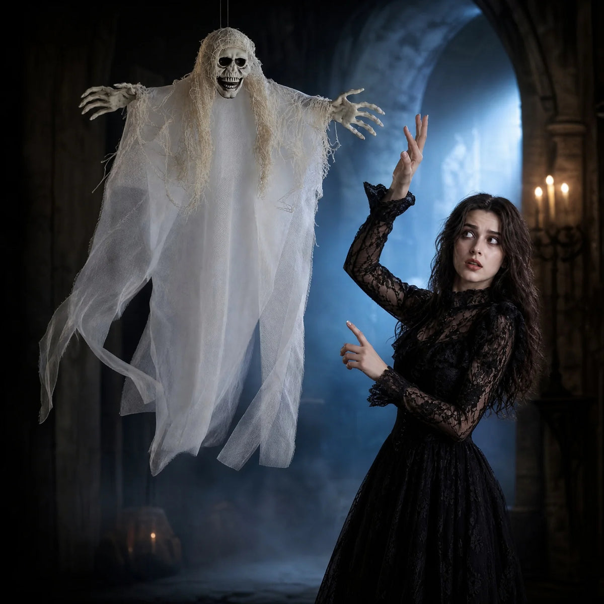 Decoración de Halloween: Fantasmas Colgantes, Zombis, Casa Embrujada, Bar, Ambiente de Terror, Capas Colgantes Aterradoras, Fantasmas para Fiestas, Puerta de Casa