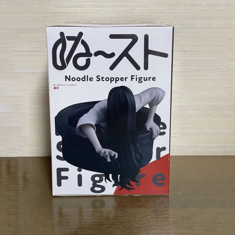En Stock FuRyu Noodle Stopper Ring Sadako Yamamura PVC 9CM Figuras de Acción de Anime Modelo Coleccionable Juguete