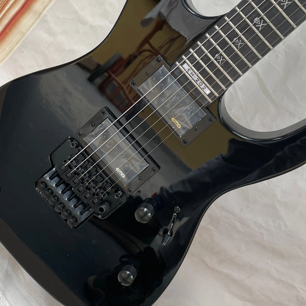Guitarra eléctrica negra de 6 cuerdas con cuerpo de caoba, sistema de trémolo, herrajes negros, guitarra eléctrica metálica para speed-picking.
