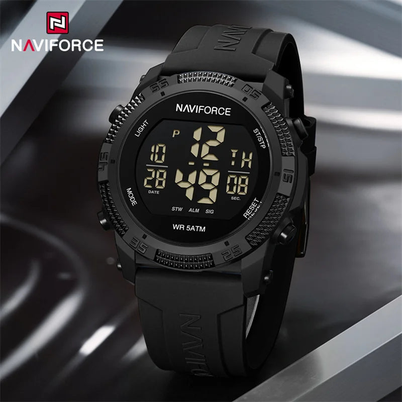 Reloj NAVIFORCE para hombre, digital LCD, a la moda, casual, con visualización de fecha y día de la semana, alarma, resistente al agua 3ATM, correa de silicona, reloj electrónico