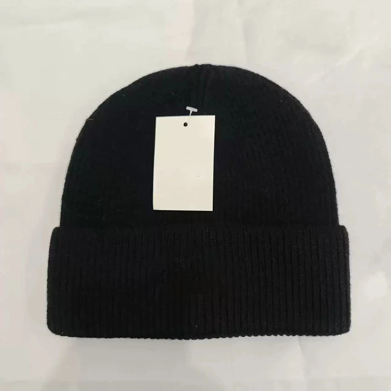 Gorro de punto con letras bordadas para otoño e invierno, moderno y versátil, gorro de lana cálido.
