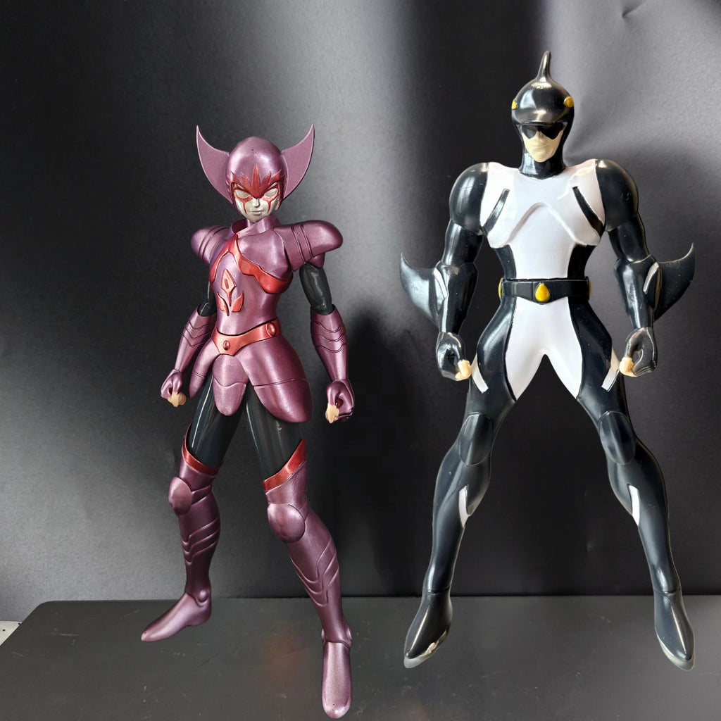Saint Seiya Esther - Líder de los Santos Fantasmas, los Tres Monstruos de las Profundidades: Serpiente Marina/Delfín/Medusa - Modelo coleccionable de resina