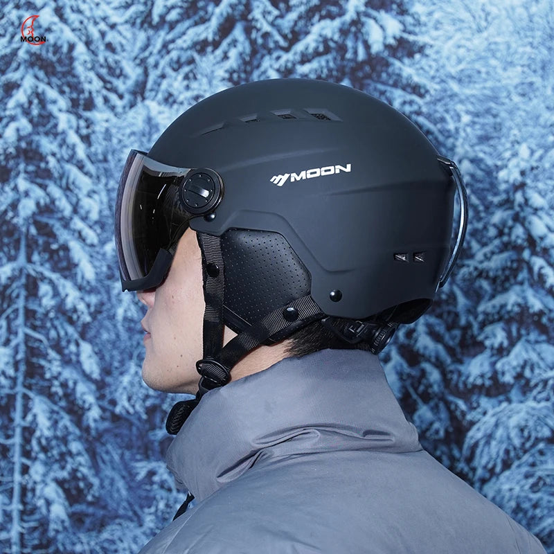Casco de esquí para adultos y jóvenes, casco de moto de nieve de motocicleta, casco de monopatín, casco de moto de nieve para adultos, deportes al aire libre
