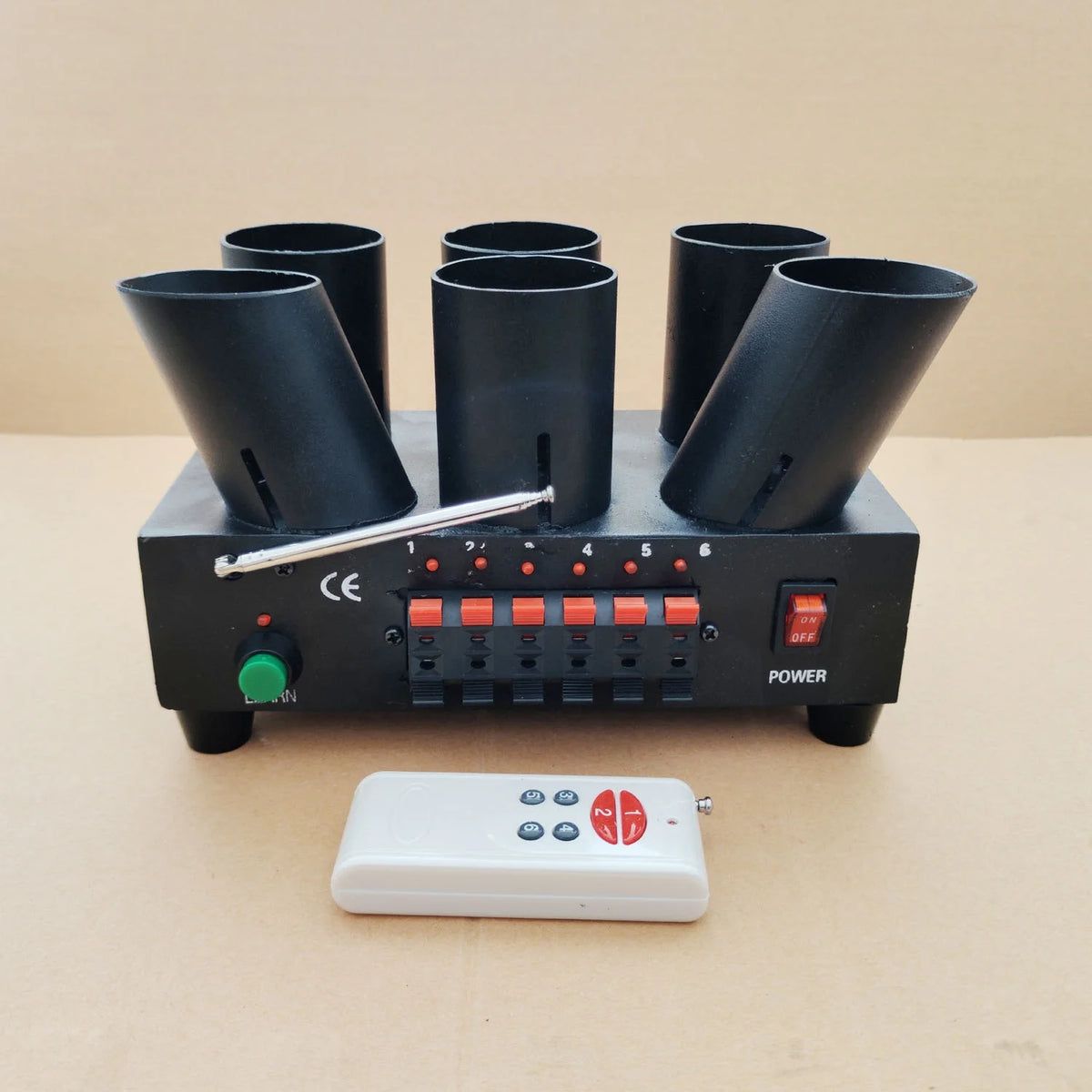 Máquina de Chispas Frías con Efecto de Ventilador, Fuente Pirotécnica de Escenario con Control Remoto, Sin Humo, para Decoración de Escenarios en Bodas y Fiestas de Compromiso