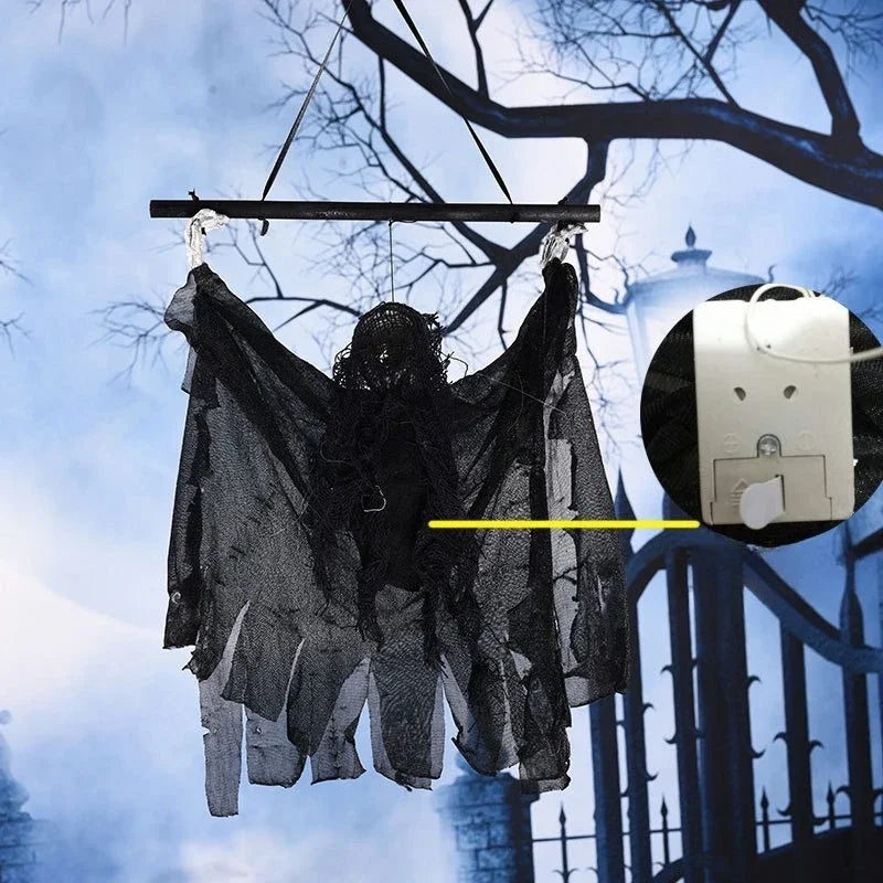 Colgante de fantasma pequeño con forma de calavera para Halloween, con luces eléctricas, ideal como accesorio para trucos y decoración de fiestas en bares, KTV y casas encantadas.