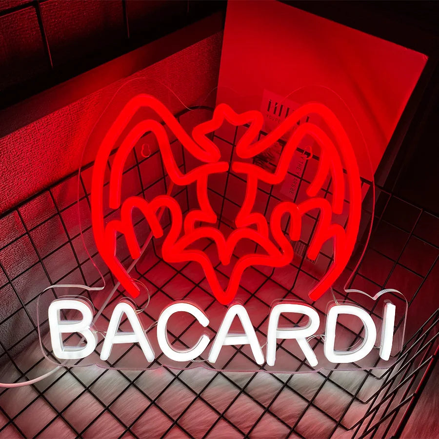 Cartel LED estilo neón Bacardi con corazón rojo y letras BACARDI