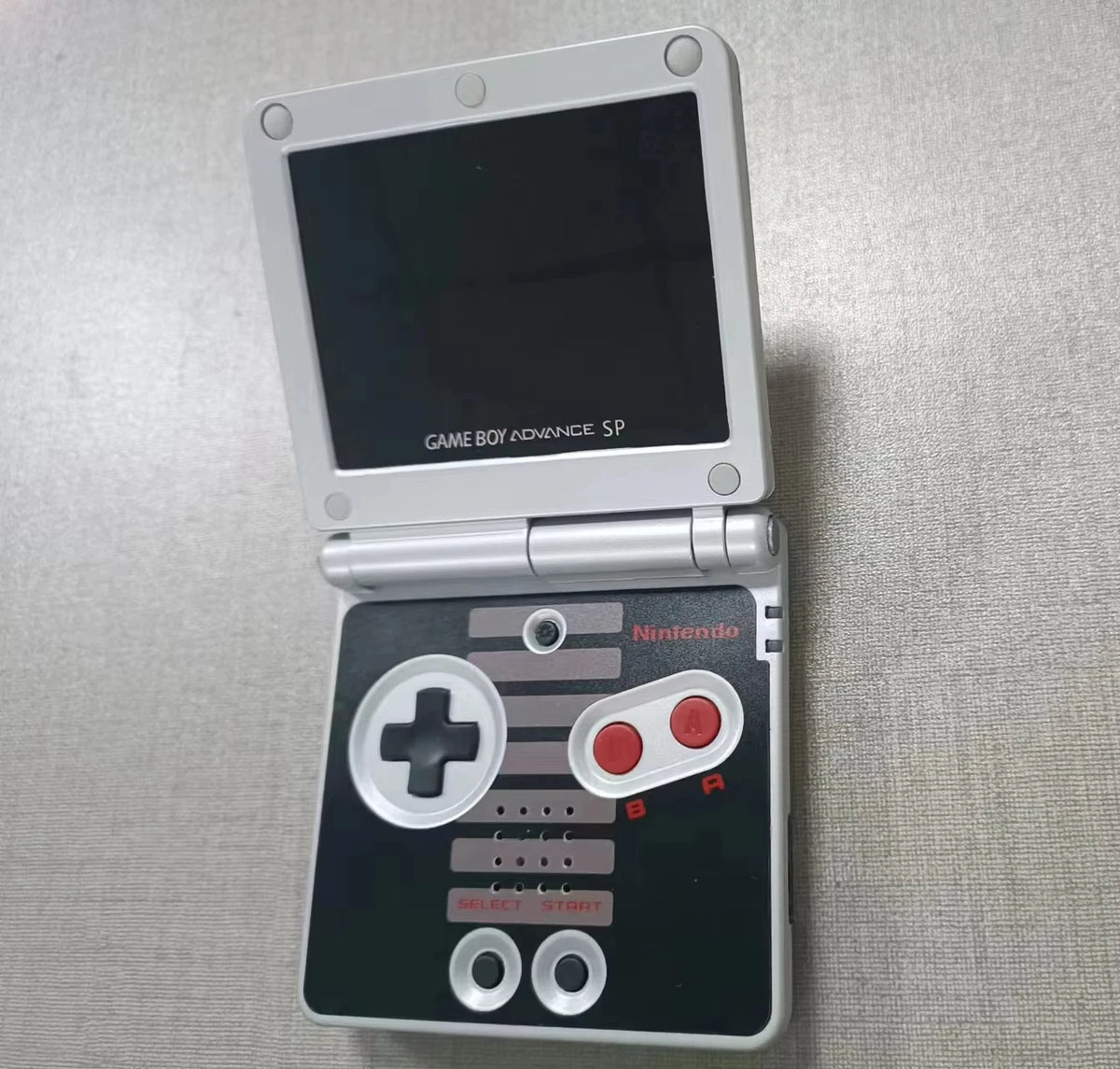 Gameboy Advance SP AGS-001 Consola de juegos GBA SP reacondicionada con nueva pantalla IPS Nueva carcasa y nivel de brillo ajustable