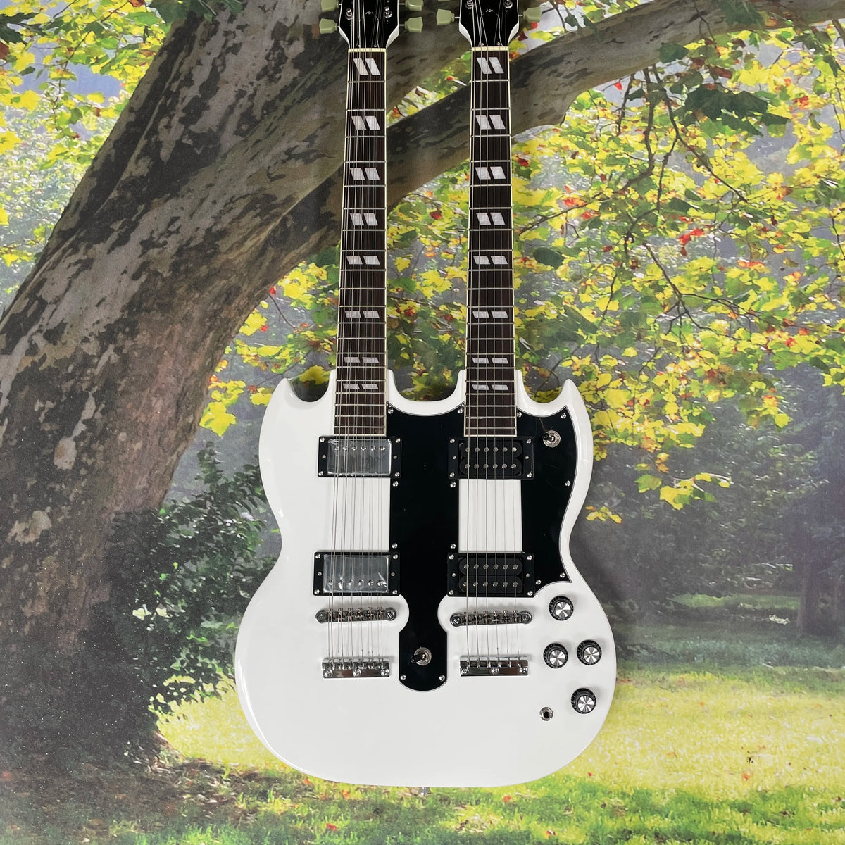 Guitarra eléctrica blanca 12+6, diapasón de palisandro con marcadores de trastes cuadrados, guitarra eléctrica de 20 trastes para toque rápido.