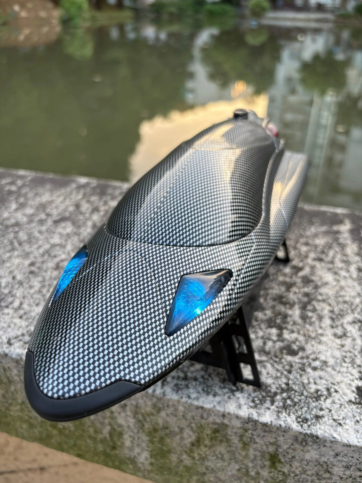 2.4G Children's Electric High Speed Remote Control Boat Model Eddy Speedboat Large Turbojet Water-Cooled Speedboat Model Toys