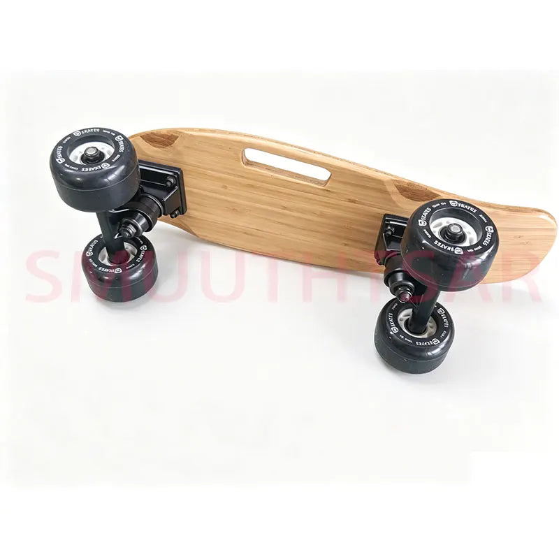 Mini Skateboard Cruiser de 17 Pulgadas para Niños y Adolescentes, Tabla Pequeña con Asa, 4 Ruedas, Penny Board de 45X15cm