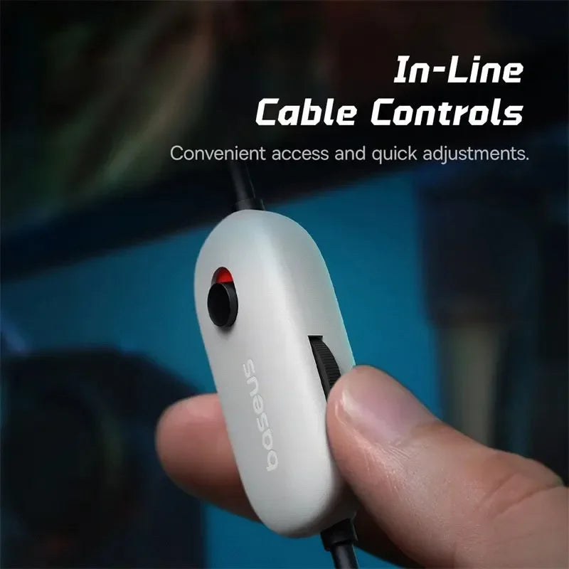 Auriculares gaming con control en línea en el cable y orejeras negras
