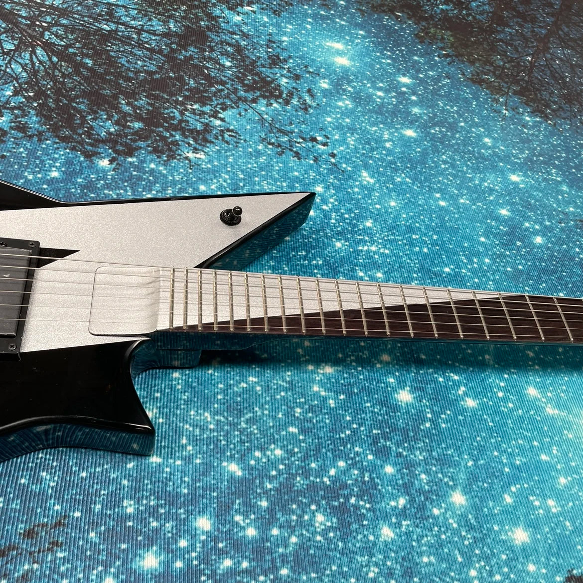 Guitarra Eléctrica de 6 Cuerdas, Diapasón de Palisandro, Sistema de Trémolo de Doble Bloqueo, Guitarra Eléctrica Ideal para Shred