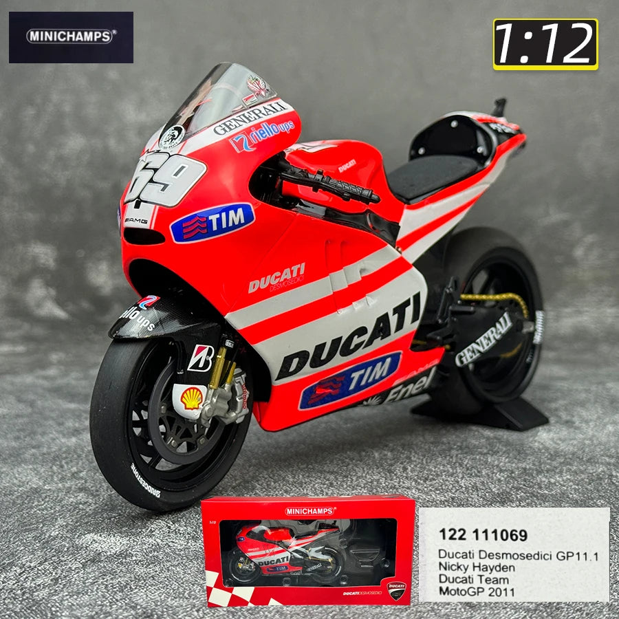 Minichamps 1/12  New FOR YZR-M1  RC213V  GP11 Metal motorcycle model static display collection holiday gifts
