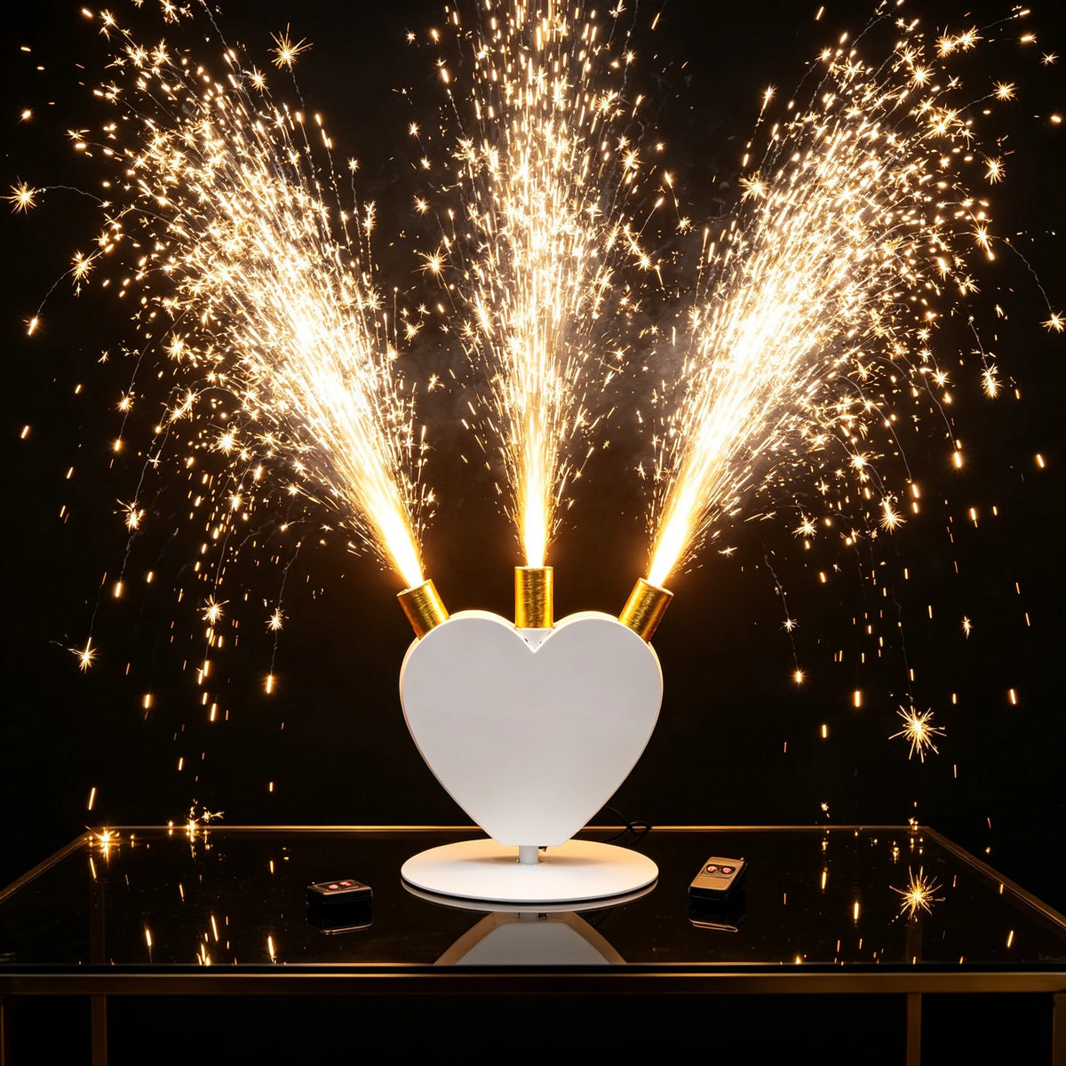 Máquina de chispas frías con forma de corazón, fuente con control remoto, equipo pirotécnico blanco para fiestas, eventos, espectáculos, escenarios de bodas y celebraciones.