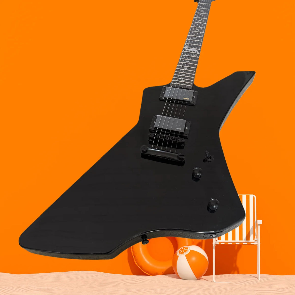 Guitarra eléctrica Goose de cuerpo blanco con diapasón Snake incrustado y línea activa negra OTGT-2009