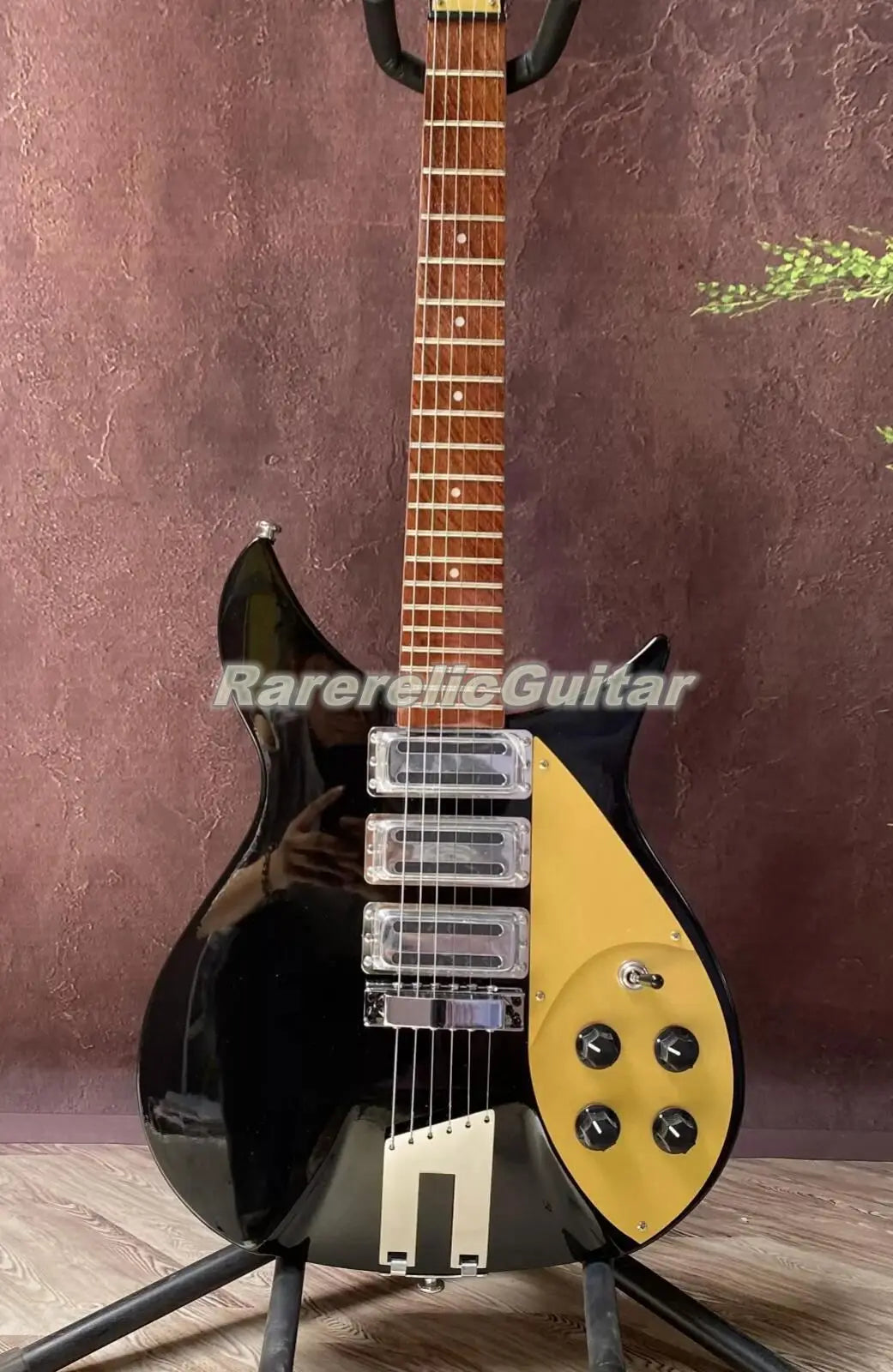Guitarra Eléctrica Negra de 6 Cuerdas 325, Cuerpo de Palisandro, 3 Mini Pastillas, Golpeador Dorado