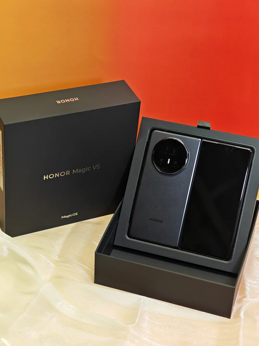 Nuevo Smartphone HONOR Magic V5 Versión Global Original 5G con Pantalla Dual HDR OLED, Snapdragon 8 Elite, 5820mAh, 7.95" y SuperCharge de 66W