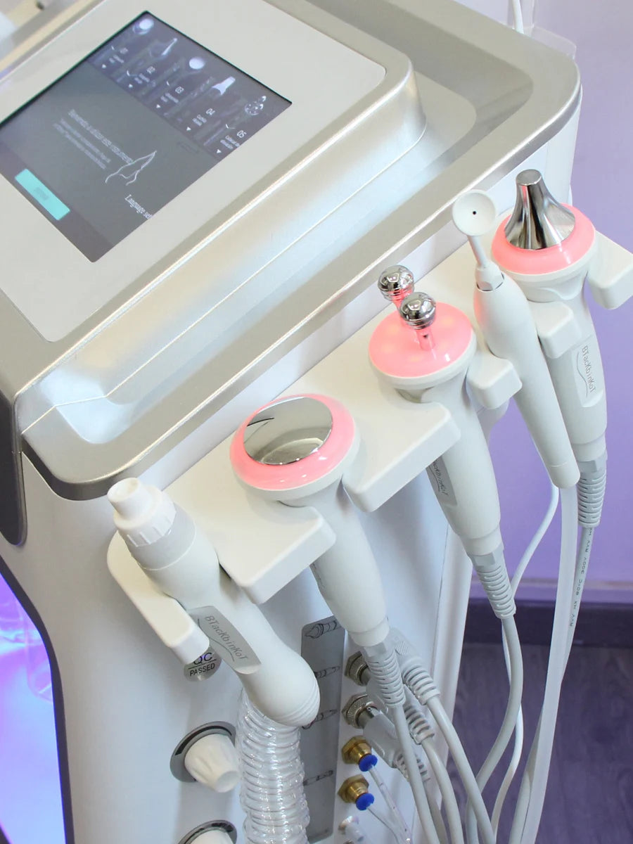 Máquina hidráulica de oxígeno y agua 12 en 1, estiramiento facial, limpieza profunda, Dermoabrasión, máquina peladora de agua, rejuvenecimiento de la piel, burbuja pequeña