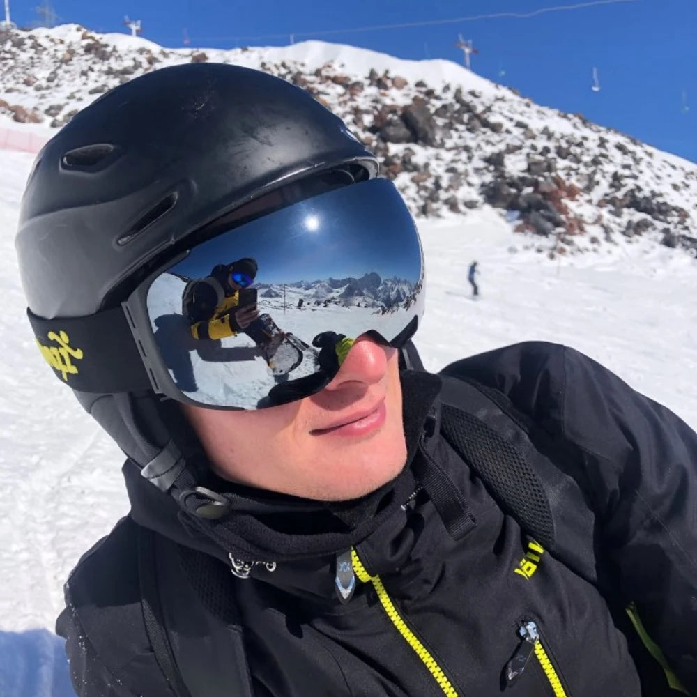 COPOZZ Gafas de esquí magnéticas con lentes de cambio rápido y estuche, protección 100% UV400, gafas de snowboard antivaho para hombres y mujeres