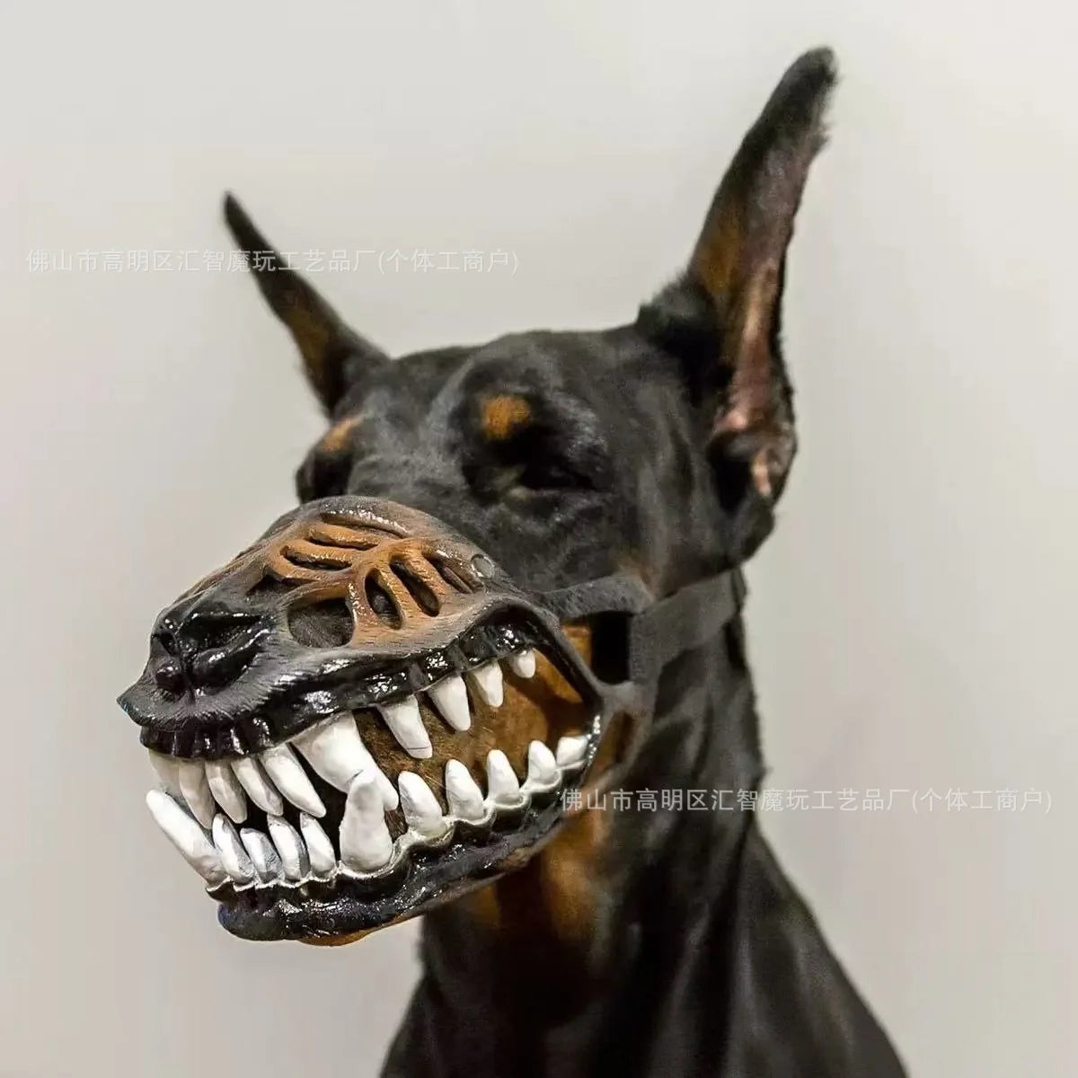Máscara de Halloween para mascotas con diseño de perro aterrador, con dientes de dinosaurio, de látex, divertida cubierta de boca, accesorios de disfraz de cosplay para perros.