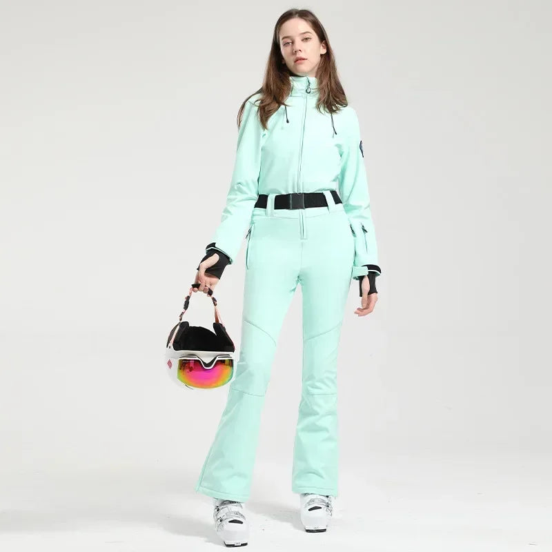 Traje de esquí ajustado para mujer, mono Cálido impermeable a prueba de viento, conjunto de esquí de una pieza, ropa de invierno, chaqueta de Snowboard, monos, 2025