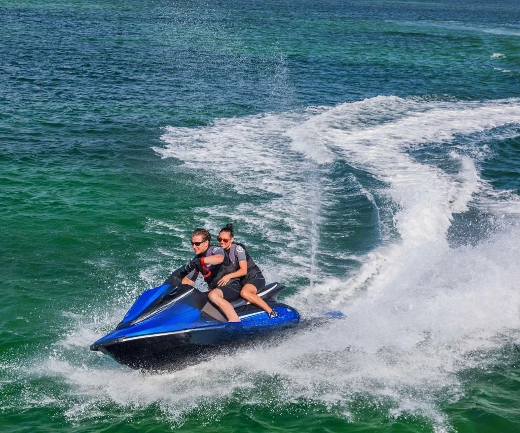 Motos acuáticas, yates, lanchas rápidas, motos acuáticas para adultos