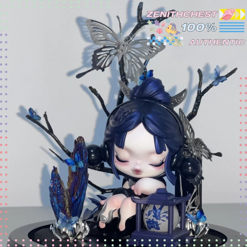 Vitrina de exhibición para figuras POPMART SKULLPANDA Lingdie - Cubierta de cristal premium a prueba de polvo, casa de muñecas, paisajismo DIY personalizado