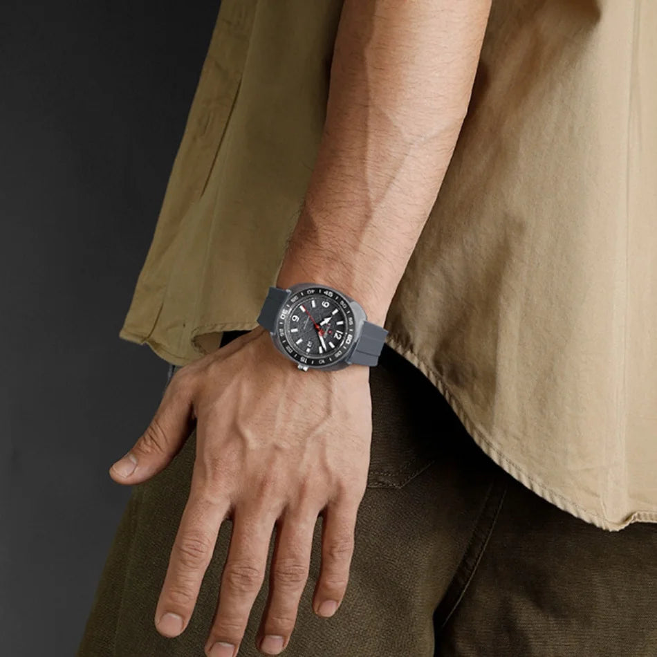 Nuevo reloj de moda para hombre NAVIFORCE con movimiento de cuarzo, pantalla con manecillas luminosas, resistencia al agua de 50 m y correa de silicona