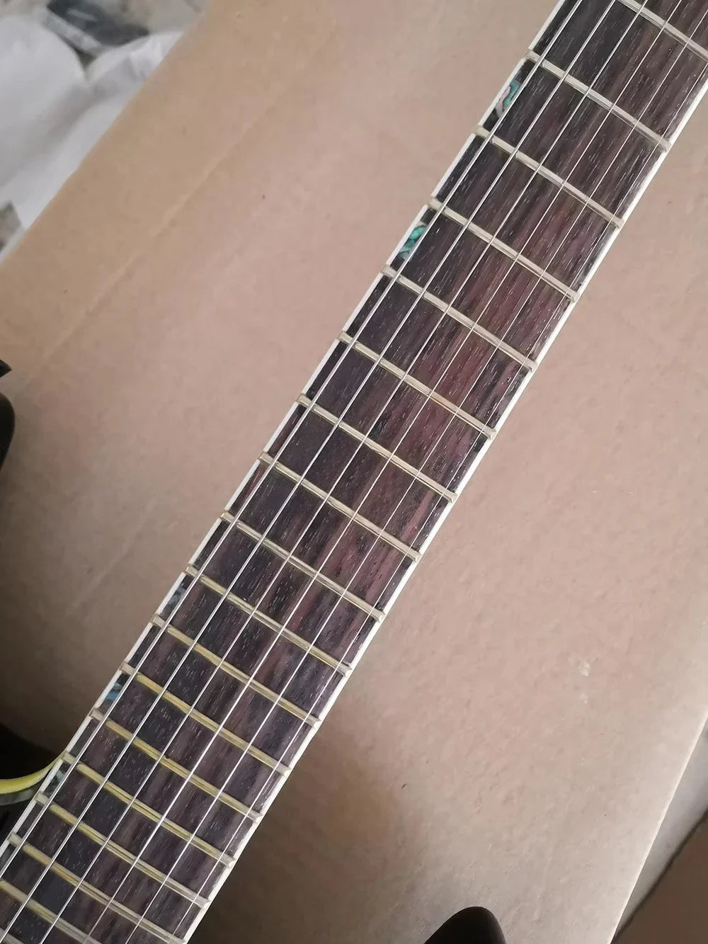 Guitarra Eléctrica Negra Brillante de Alta Calidad, Instrumentos de Cuerda, 6 Cuerdas