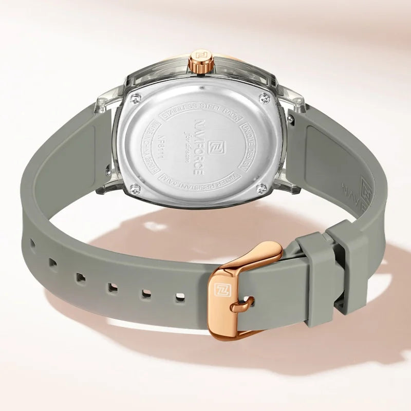 Reloj de cuarzo sencillo para mujer NAVIFORCE, reloj de pulsera informal para dama, con calendario, manecillas luminosas, correa de silicona y resistente al agua 5ATM
