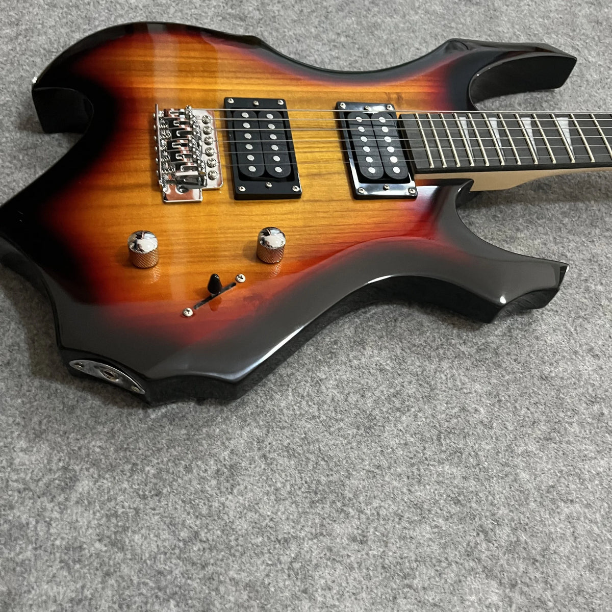 Sunset Flame Guitarra eléctrica Guitarra alienígena Guía para principiantes Práctica con Ao