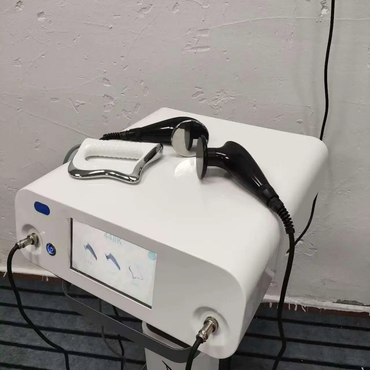 Máquina de Belleza Indiba 448KHz Tecar RF con 3 Manijas para Alivio del Dolor, Quema de Grasa, Pérdida de Peso, Lifting Facial y Contorno Corporal para Salones y Spas