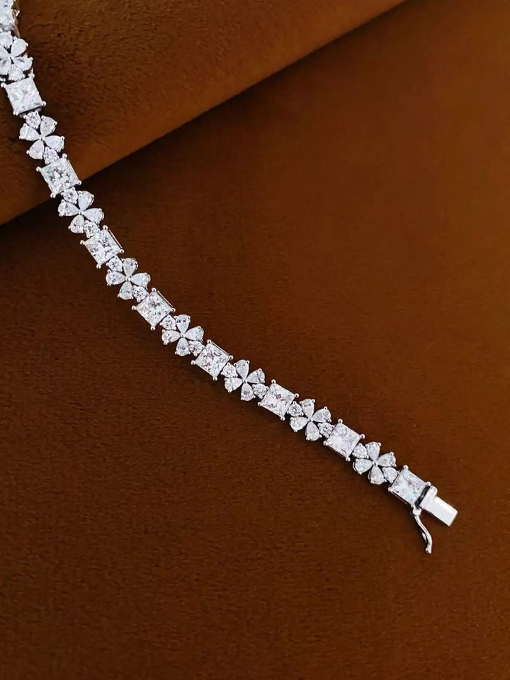 Pulsera de tenis con diamantes cultivados en laboratorio de 11.15ct en corte princesa, redondo y pera, de oro blanco macizo de 18K, D VS, regalo de aniversario para ella.
